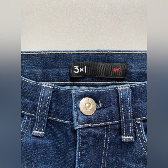 3x1 Susan Crop Mini Boot Cut Dark Wash - Picture 5 of 9